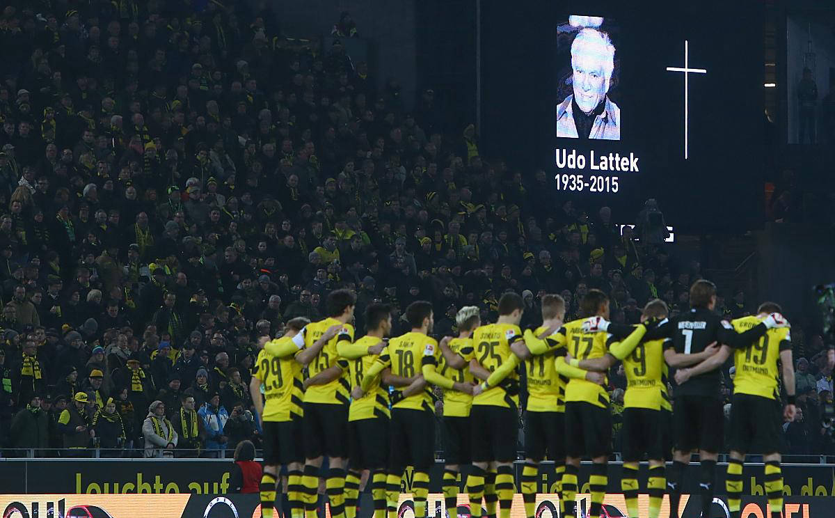 爱游戏中国官网-多特蒙德客场惊险取胜，保住欧战席位