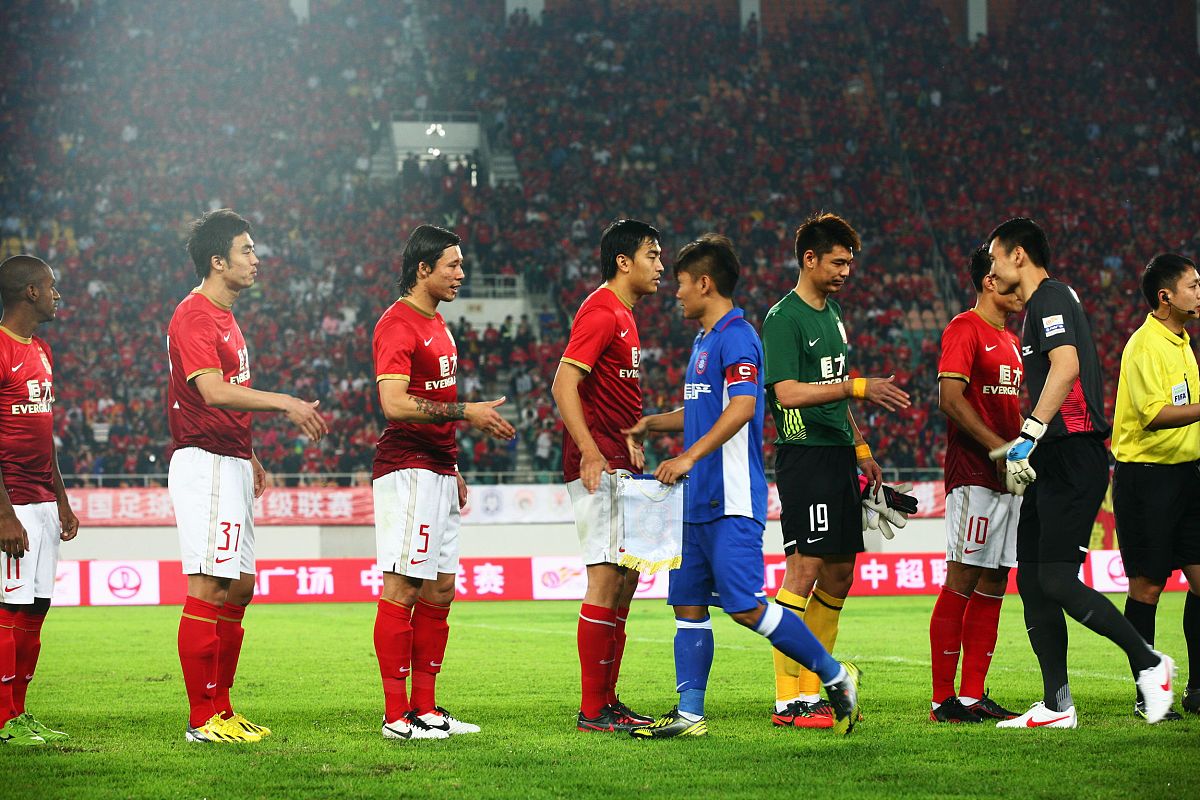 爱游戏直播-胜利带来信心，球队士气高涨，备战下一场比赛！