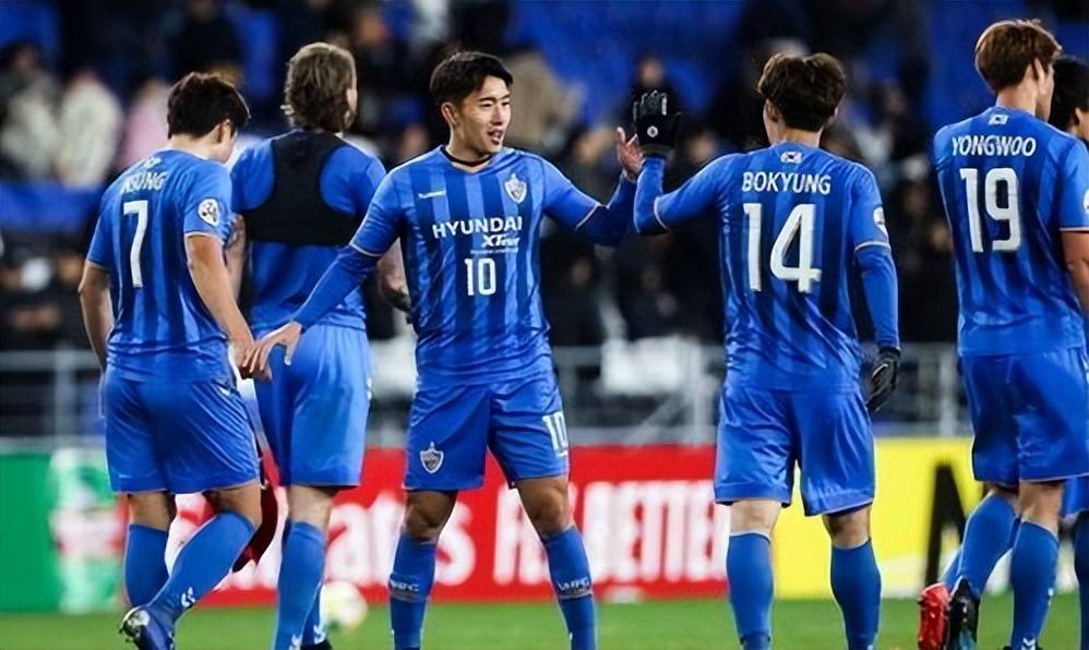 阿斯顿维拉主场战胜伯明翰，迈向保级成功的简单介绍