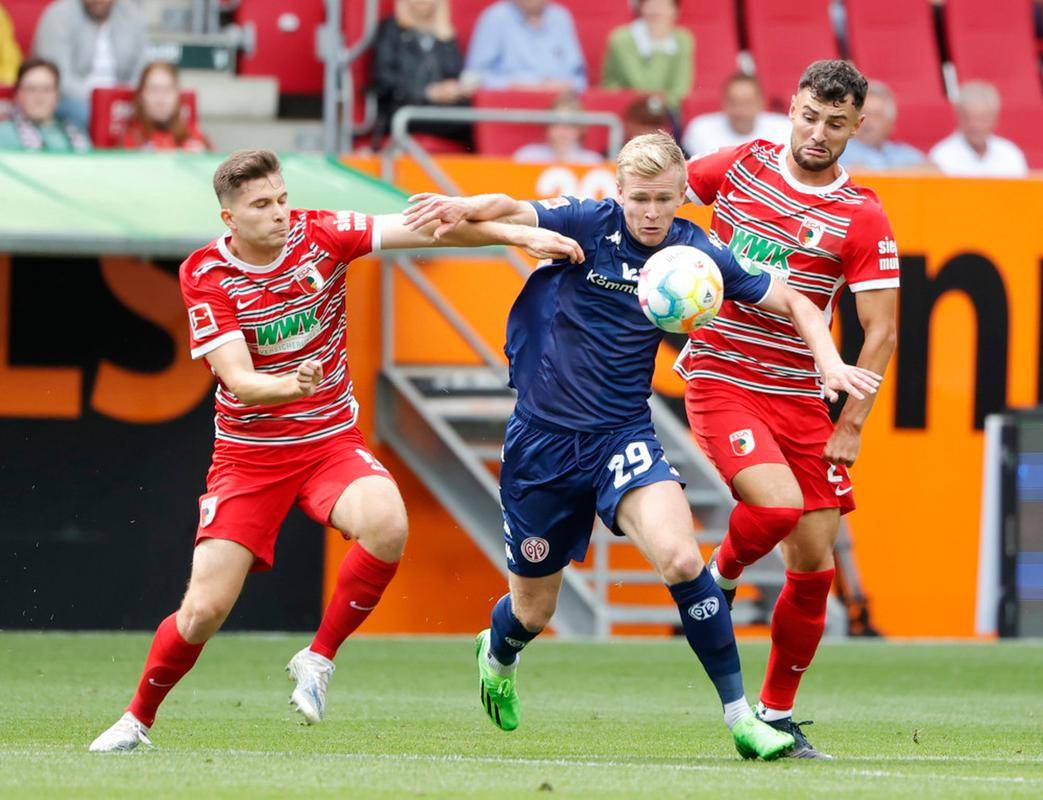 奥格斯堡主场苦战：巴伐利亚德甲球队难以逾越的简单介绍