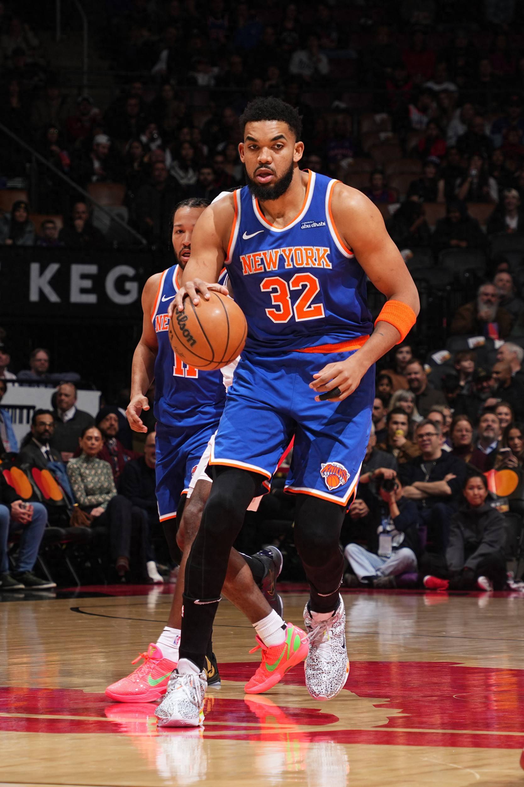 爱游戏直播-雄鹿不敌尼克斯，遭遇两连败