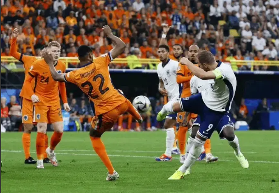 关于荷兰遭克罗地亚淘汰，无缘欧锦赛四强的信息