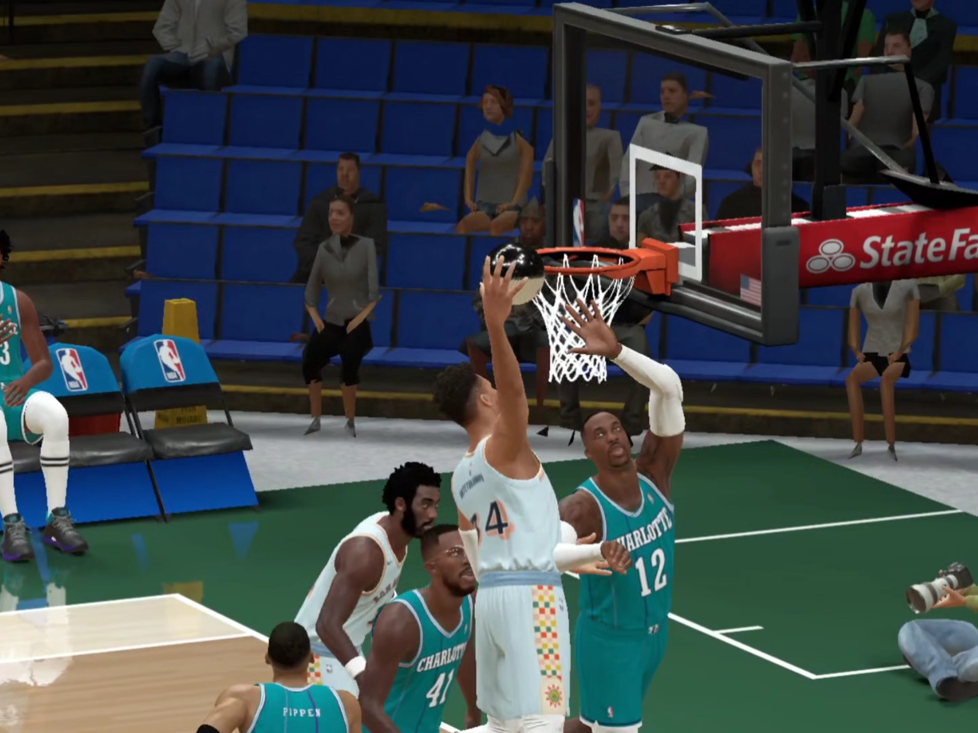 关于防守大获全胜！对手难以突破球队防线！的信息